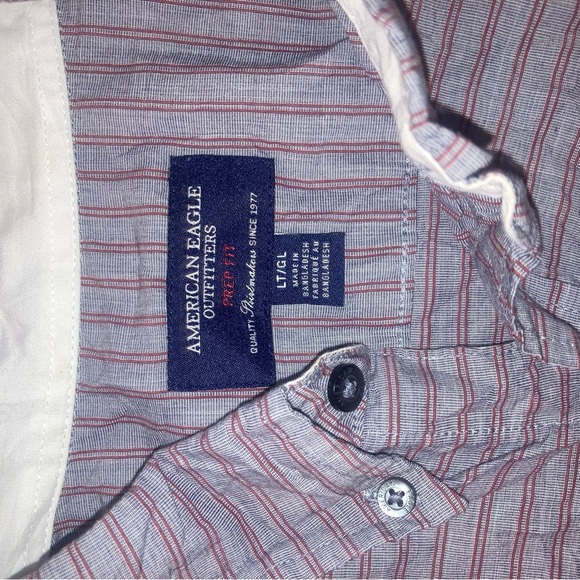 American Eagle buttons button down shirts - Picture 4 of 7